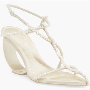 Cult Gaia Novah Sandal Pearl. NWT & Original Box. Size 11 US. Sold Out Online.